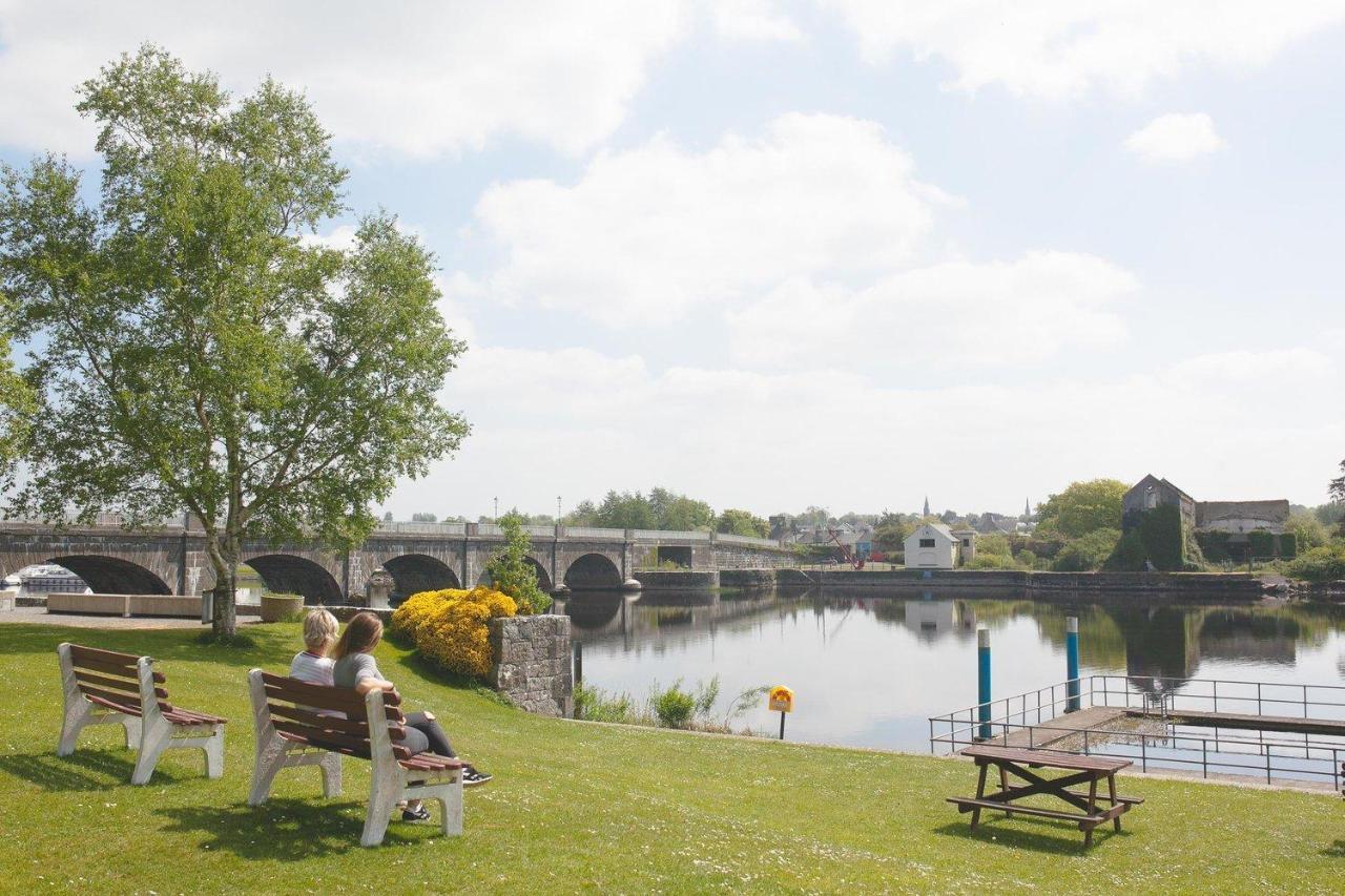 Apartment 3 Bedroom Banagher Town Centre Esterno foto
